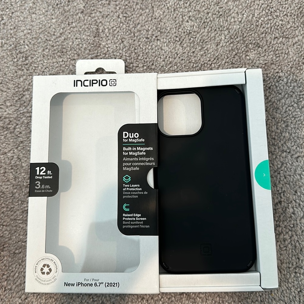 I Phone 13 Pro Max Incipio Phone Case